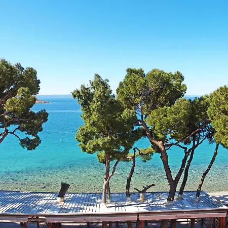 Apartments Beach 마카르스카