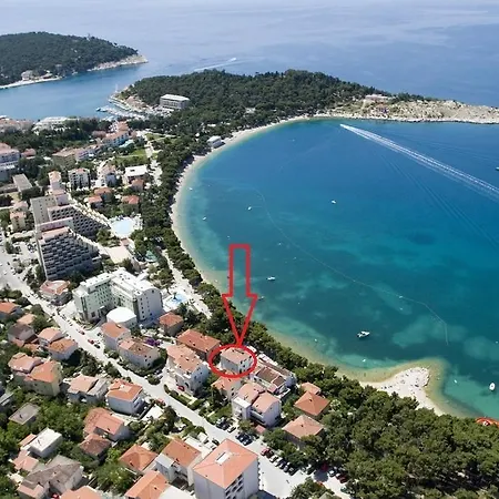 Apartments Beach 아파트