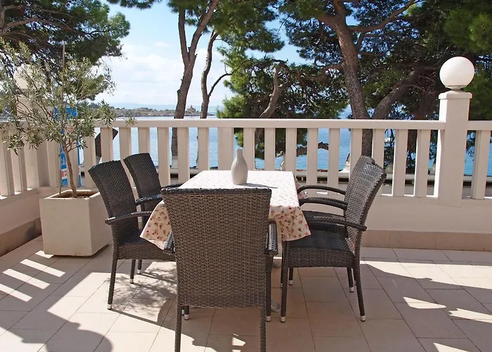 Apartments Beach * Makarska