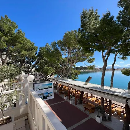 Apartments Beach 马卡尔斯卡